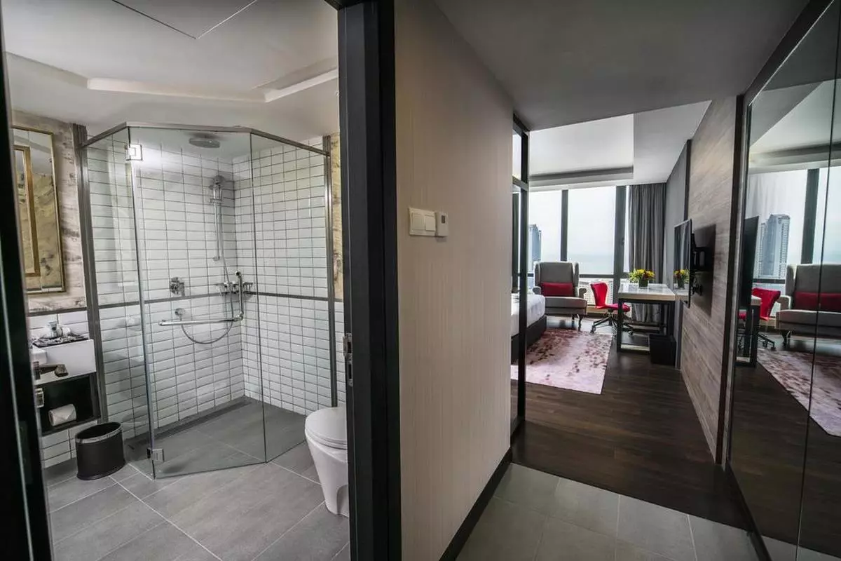 JAZZ HOTEL PENANG BATH (Copy).jpg